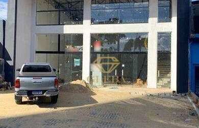 Imagem: O depósito possui 4 Vagas na garagem, 340m² de Área e está