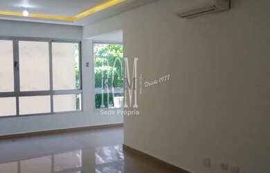 Imagem: O apartamento possui 3 Dormitórios, 1 Banheiro, 1 Vaga na garagem