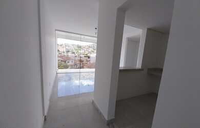 Imagem: O apartamento possui 2 Dormitórios, 2 Banheiros, 2 Vagas na