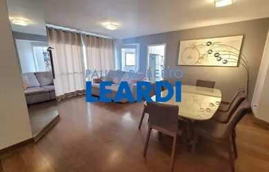 Imagem: O apartamento possui 4 Dormitórios, 3 Banheiros, 3 Vagas na