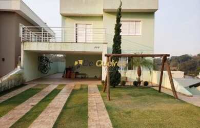 Imagem: A casa em condomínio possui 4 Dormitórios, 5 Banheiros, 5