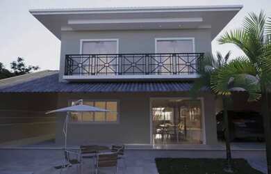 Imagem: A casa possui 3 Dormitórios, 2 Banheiros, 106m² de Área e