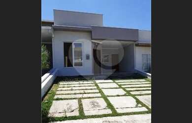 Imagem: A casa em condomínio possui 3 Dormitórios, 2 Banheiros, 2