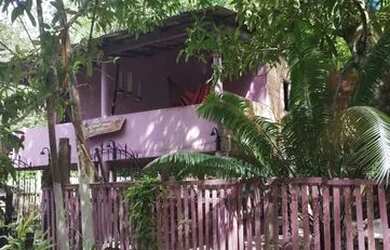 Imagem: A casa possui 2 Dormitórios, 2 Banheiros, 4 Vagas na garagem