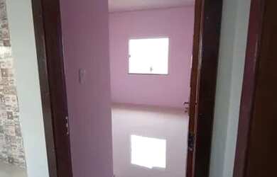 Imagem: A casa possui 2 Dormitórios, 1 Banheiro e está localizado