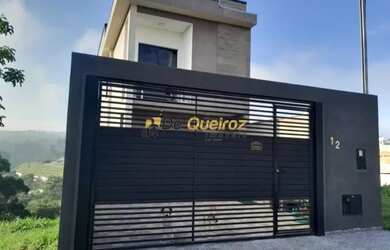 Imagem: A casa em condomínio possui 3 Dormitórios, 3 Banheiros, 2