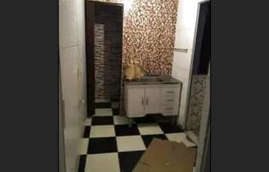 Imagem: A casa possui 2 Dormitórios, 1 Banheiro e está localizado