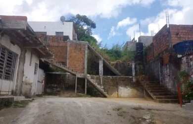 Imagem 2: Terreno na.linha do tiro. 