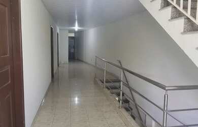 Imagem: O depósito possui 25m² de Área, Varanda e está localizado