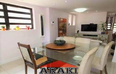 Imagem 13: Alto Padrão. Guarda roupa, Lareira, 5 Vagas na garageme4 Dormitórios