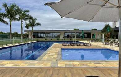 Imagem: O terreno possui 360m² de Área e está localizado em Peró