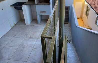 Imagem: A casa possui 3 Dormitórios, 2 Banheiros, 130m² de Área e