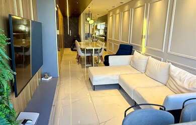 Imagem: O apartamento possui 3 Dormitórios, 3 Banheiros, 2 Vagas na