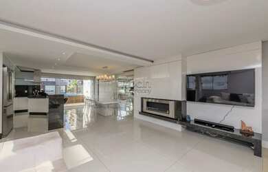 Imagem: O apartamento na cobertura possui 3 Dormitórios, 4 Banheiros