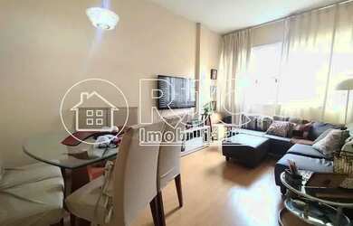 Imagem: O apartamento possui 2 Dormitórios, 2 Banheiros, 70m² de Área