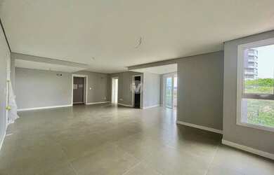 Imagem 3: Residencial Castro Alves. Piscina, Churrasqueira, Varandae155m² de Área