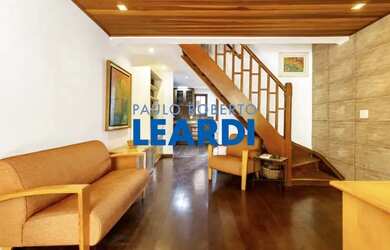 Imagem: A casa possui 2 Dormitórios, 3 Banheiros, 91m² de Área e