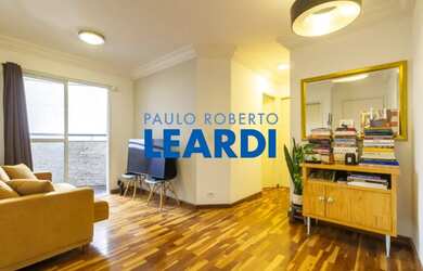 Imagem: O apartamento possui 2 Dormitórios, 2 Banheiros, 1 Vaga na