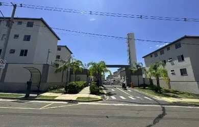 Imagem: O apartamento possui 2 Dormitórios, 1 Banheiro, 1 Vaga na garagem