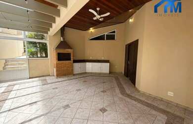 Imagem: A casa em condomínio possui 3 Dormitórios, 5 Banheiros, 4