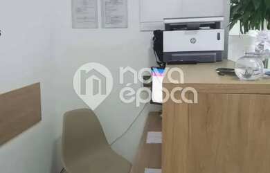 Imagem: O depósito possui 50m² de Área e está localizado em Pilares