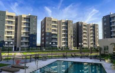 Imagem: O apartamento possui 2 Dormitórios, 1 Banheiro, 1 Vaga na garagem