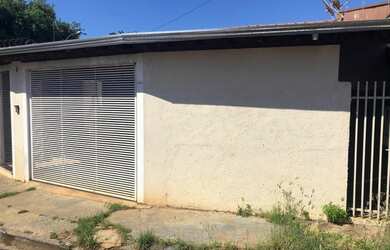 Imagem 2: Casa Cristo Rei. Churrasqueira, Varanda, 205m² de Áreae4 Vagas na garagem