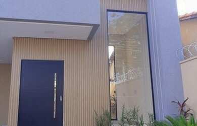 Imagem: A casa possui 3 Dormitórios, 4 Banheiros, 4 Vagas na garagem