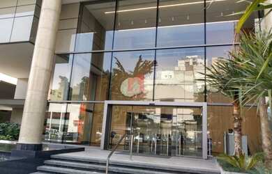 Imagem: O depósito possui 2 Vagas na garagem, 268m² de Área e Imóvel