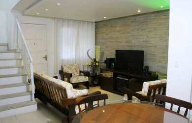 Imagem: A casa em condomínio possui 3 Dormitórios, 2 Banheiros, 1