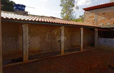 Imagem 3: Casa inacabada no Portal Vila Rica