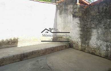 Imagem: A casa em condomínio possui 3 Dormitórios, 2 Banheiros, 1