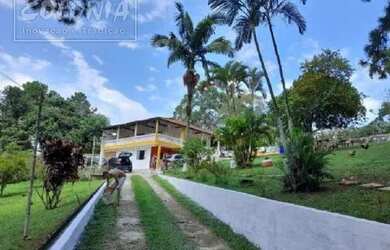 Imagem: O terreno possui 3.045m² de Área e está localizado em Batistini