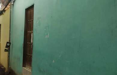 Imagem: A casa possui 1 Dormitório, 1 Banheiro e está localizado