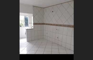 Imagem: O apartamento para alugar possui 2 Dormitórios, 1 Banheiro