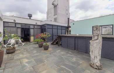 Imagem: O apartamento na cobertura possui 3 Dormitórios, 5 Banheiros