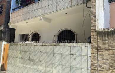 Imagem: A casa possui 1 Dormitório, 1 Banheiro e está localizado