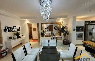 Imagem: O apartamento possui 4 Dormitórios, 1 Banheiro, 3 Vagas na