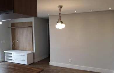 Imagem: O apartamento possui 3 Dormitórios, 1 Banheiro, 2 Vagas na