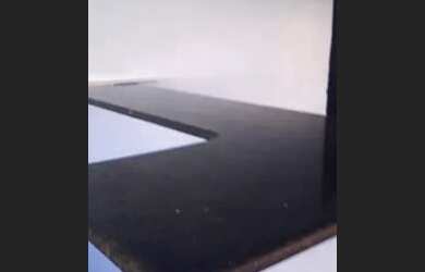 Imagem: A casa possui 2 Dormitórios e 1 Banheiro e está localizado