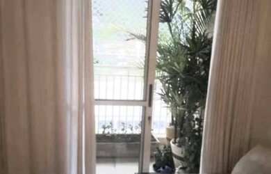 Imagem: O apartamento possui 2 Dormitórios, 2 Banheiros, 2 Vagas na