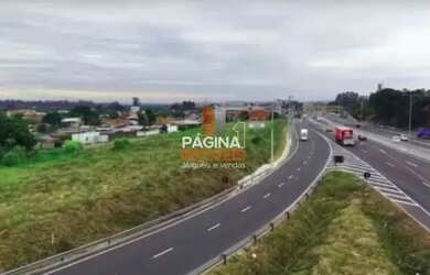 Imagem: O terreno possui 9.500m² de Área, Imóvel novo e está localizado