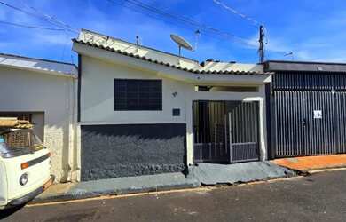 Imagem: VENDO CASA NO IPIRANGA