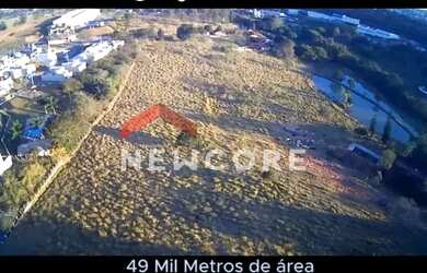 Imagem: O terreno possui 48400m² de Área e está localizado em Centro