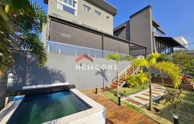 Imagem: A casa em condomínio possui 3 Dormitórios, 5 Banheiros, 4