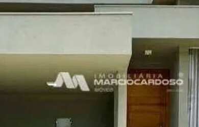 Imagem: A casa em condomínio possui 4 Dormitórios, 4 Banheiros, 5