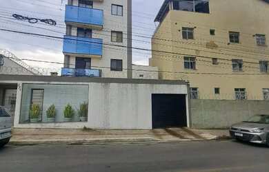 Imagem: O apartamento possui 2 Dormitórios, 2 Banheiros, 2 Vagas na