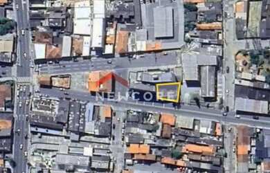 Imagem: A casa possui 4 Dormitórios, 3 Banheiros, 1 Vaga na garagem