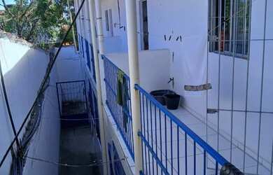 Imagem: A casa possui 5 Dormitórios, 5 Banheiros, 2 Vagas na garagem