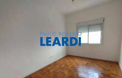 Imagem: O apartamento possui 3 Dormitórios, 3 Banheiros, 124m² de